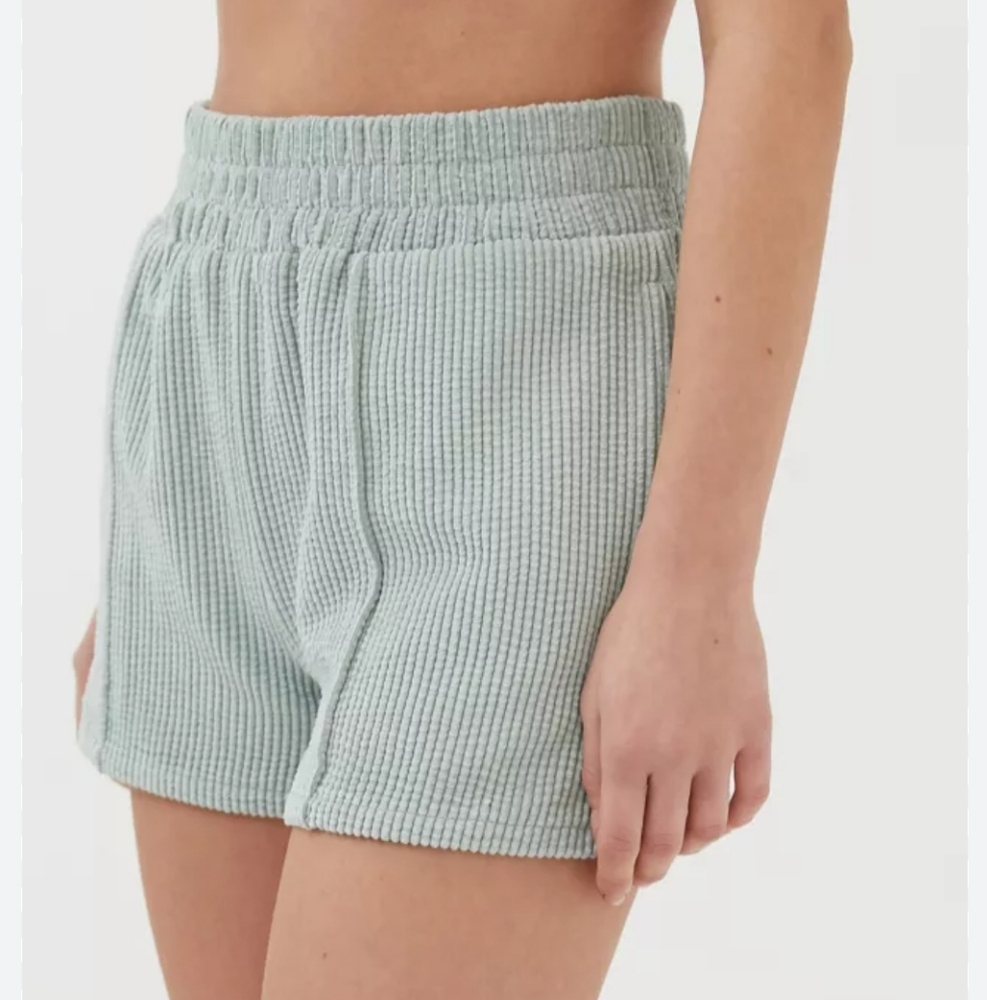 BDG Clara Corduroy pull on short
